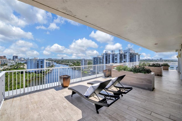 4 of 63 - 2800 E Sunrise Blvd Phg, Fort Lauderdale, FL