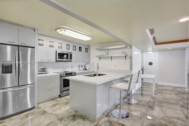 2 of 16 - 1410 S Ocean Dr 1102, Hollywood, FL