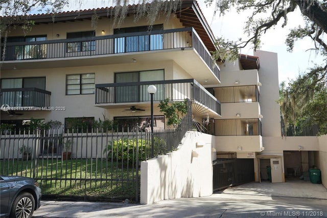 1 of 29 - 5201 Orduna Dr 12, Coral Gables, FL