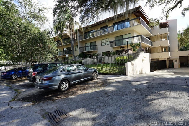 3 of 29 - 5201 Orduna Dr 12, Coral Gables, FL