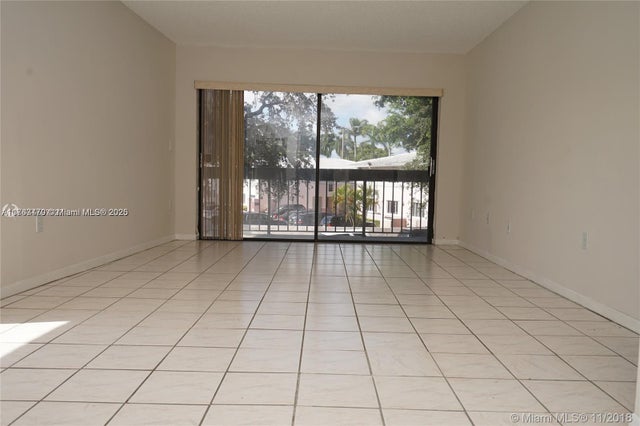 4 of 29 - 5201 Orduna Dr 12, Coral Gables, FL