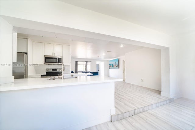 5 of 23 - 7450 Hope St, Hollywood, FL
