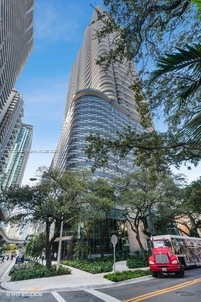 1000 Brickell Plz 4110, Miami