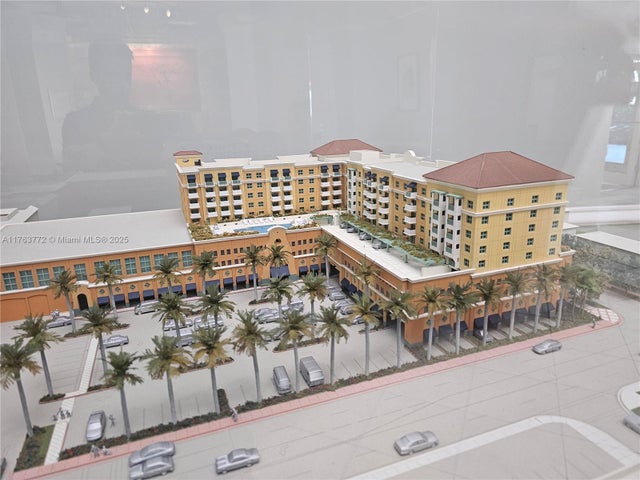 4 of 36 - 50 Menores Ave 828, Coral Gables, FL