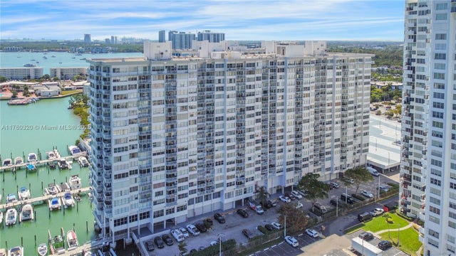 1 of 23 - 18011 Biscayne Blvd 1103, Aventura, FL