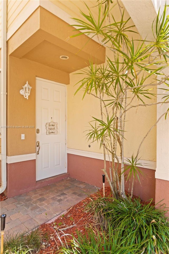 3 of 63 - 4650 Sw 75th Way, Davie, FL