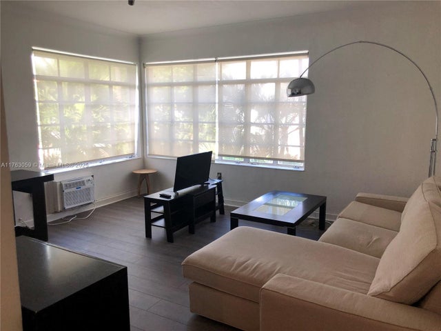 2 of 17 - 1611 Euclid Ave 9, Miami Beach, FL