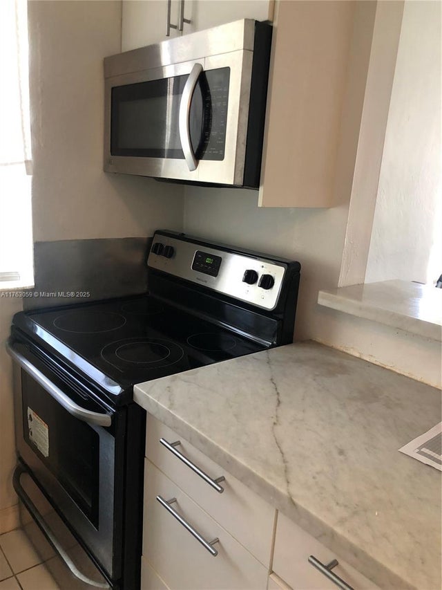 3 of 17 - 1611 Euclid Ave 9, Miami Beach, FL