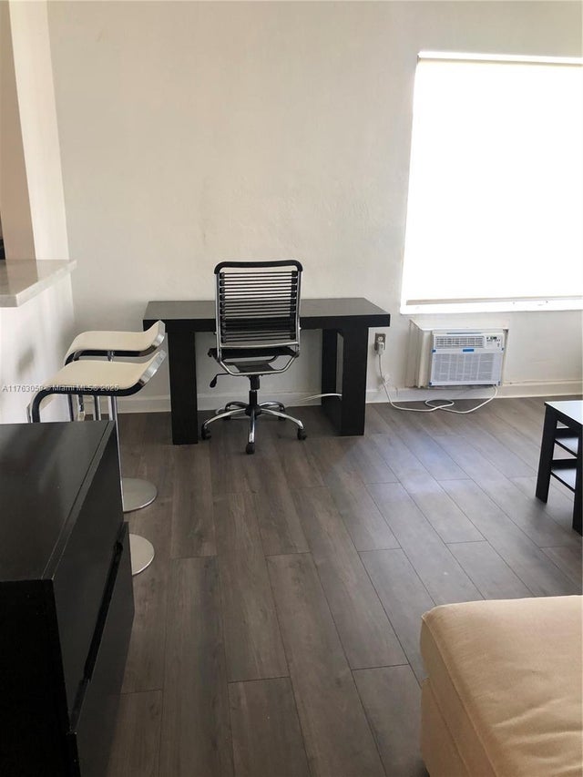 5 of 17 - 1611 Euclid Ave 9, Miami Beach, FL