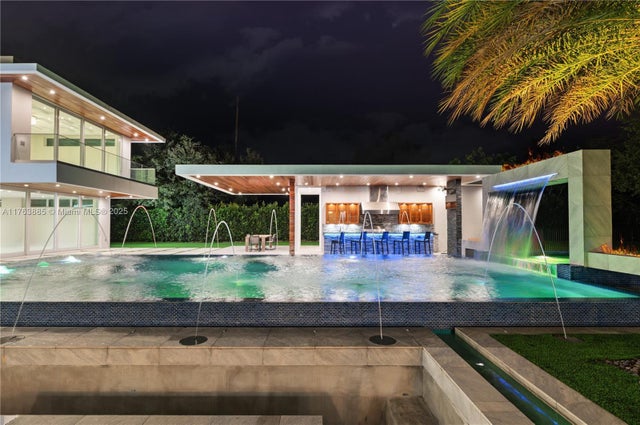 5 of 71 - 6300 Moss Ranch Rd, Pinecrest, FL
