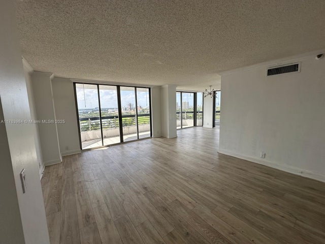 4 of 15 - 3400 Ne 192nd 1608, Aventura, FL