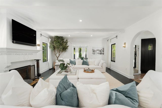 2 of 47 - 4430 Alton Rd, Miami Beach, FL