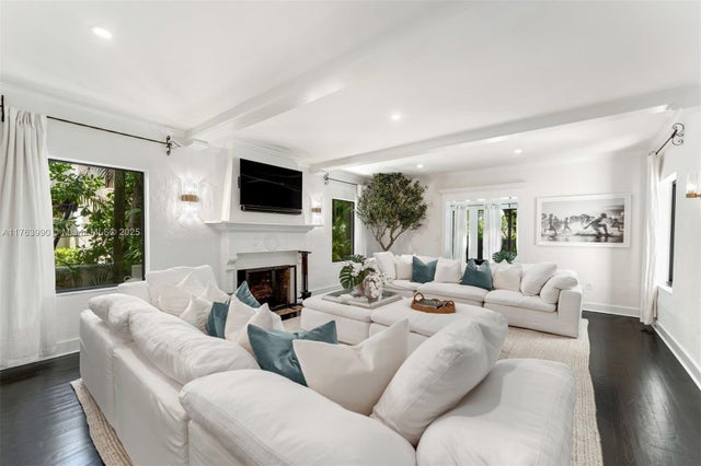 3 of 47 - 4430 Alton Rd, Miami Beach, FL
