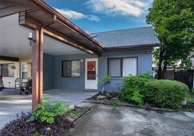 1 of 27 - 1306 Vine St, Other, FL