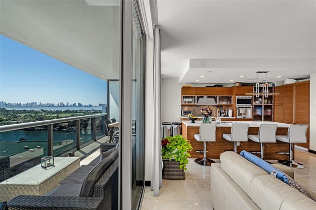 5875 Collins Ave 1704, Miami Beach