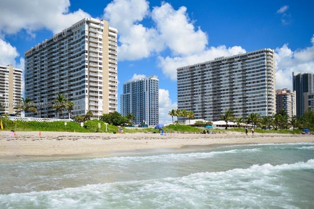 2 of 17 - 1980 S Ocean Dr 2h, Hallandale Beach, FL