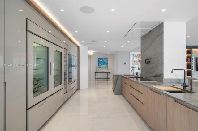 5 of 31 - 10225 Collins Ave 1402, Bal Harbour, FL