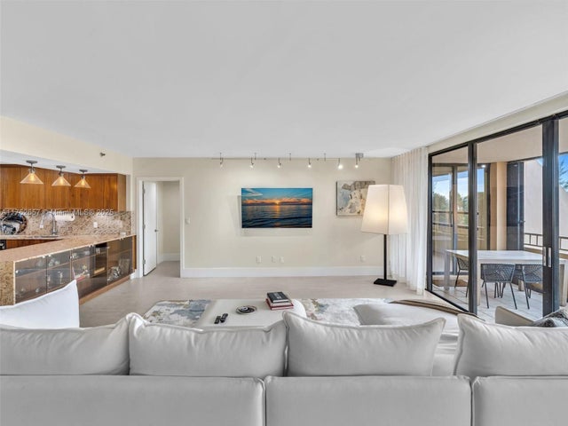 2 of 49 - 11113 Biscayne Blvd 253, Miami, FL