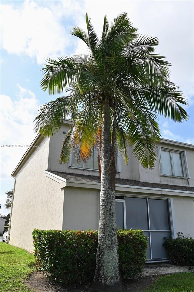 5 of 34 - 16761 Hemingway Dr 16761, Weston, FL
