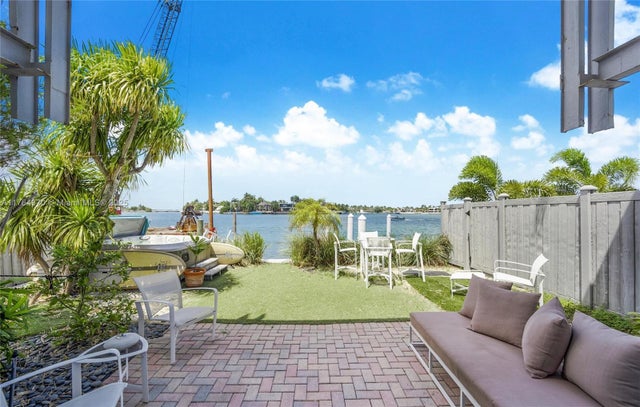 1 of 16 - 405 N Hibiscus Dr 110, Miami Beach, FL