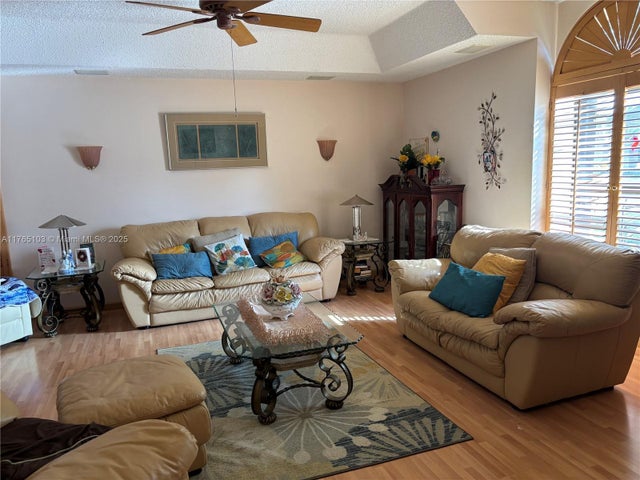 5145 Nw 75th Ave, Lauderhill