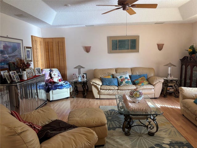 2 of 5 - 5145 Nw 75th Ave, Lauderhill, FL