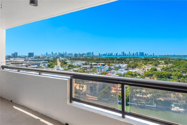 3 of 43 - 2555 Collins Ave 2104, Miami Beach, FL