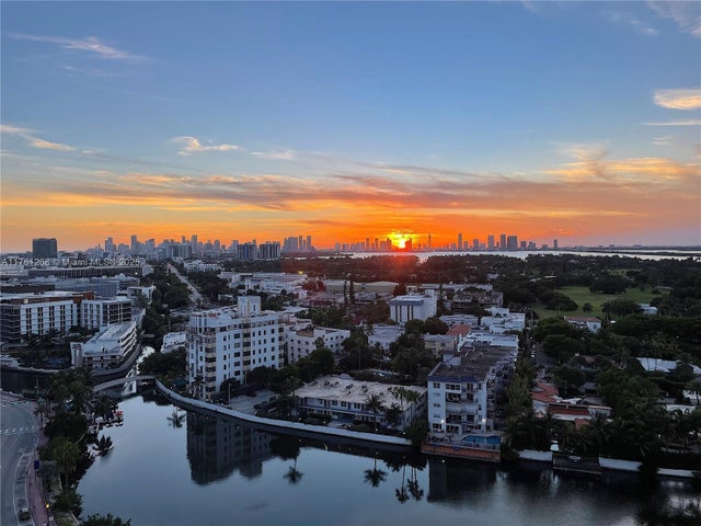 4 of 43 - 2555 Collins Ave 2104, Miami Beach, FL