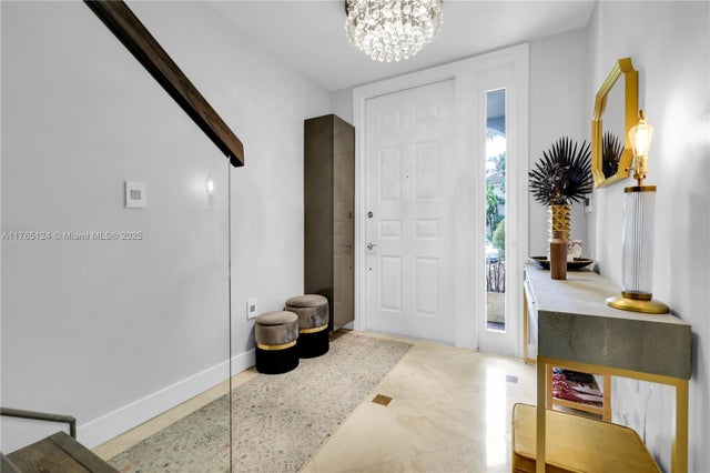 5 of 54 - 3015 Ne 208th St, Aventura, FL