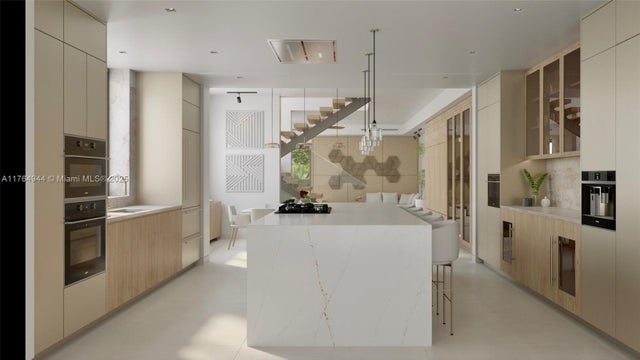 4 of 11 - 6021 Sw 76th St, South Miami, FL