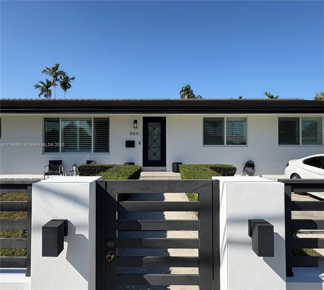 5 of 19 - 8841 Sw 54th St, Miami, FL