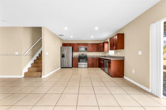 3 of 26 - 961 Sw 15th St, Deerfield Beach, FL