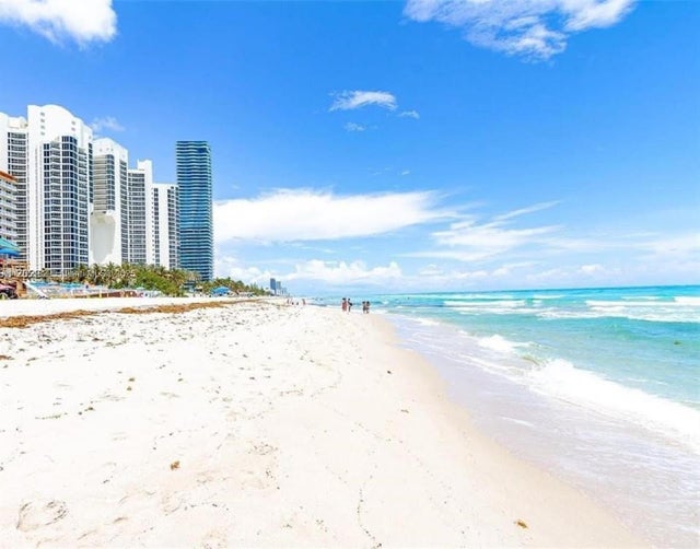 2 of 17 - 19201 Collins Ave 1022, Sunny Isles Beach, FL