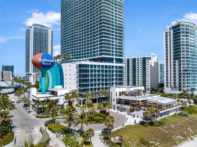 3 of 54 - 4111 S Ocean Dr 2207, Hollywood, FL