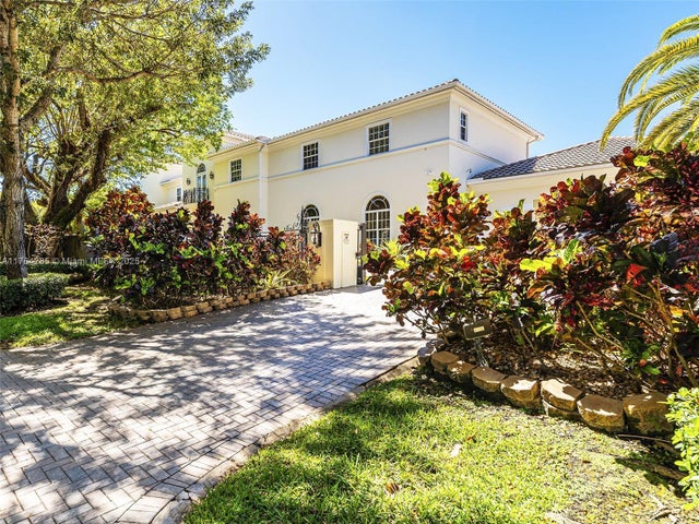 4 of 62 - 9076 Sw 59th Ct, Pinecrest, FL