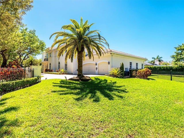 5 of 62 - 9076 Sw 59th Ct, Pinecrest, FL