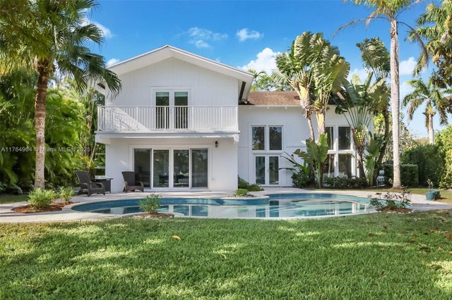 2 of 33 - 13575 Sw 72nd Ave, Pinecrest, FL