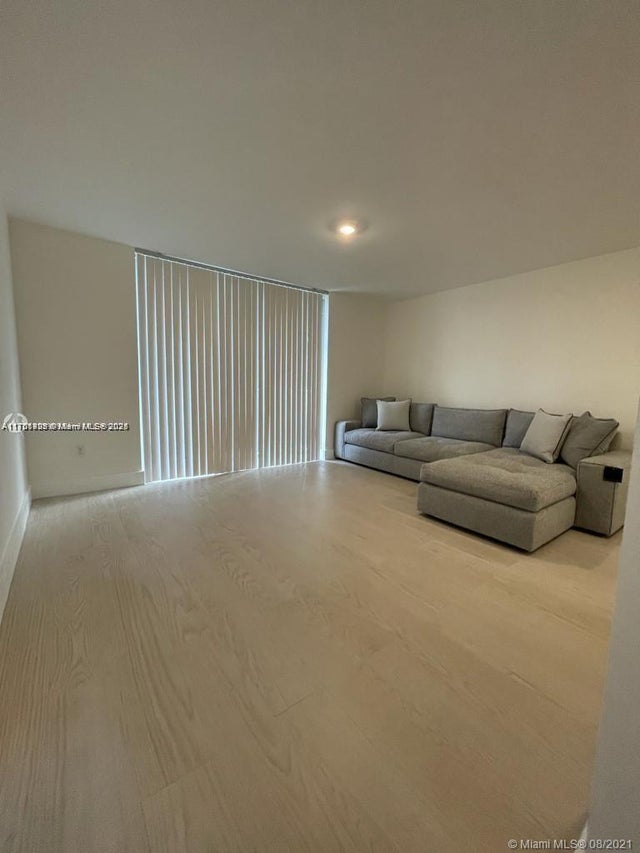 1 of 14 - 1720 Nw N River Dr 503, Miami, FL