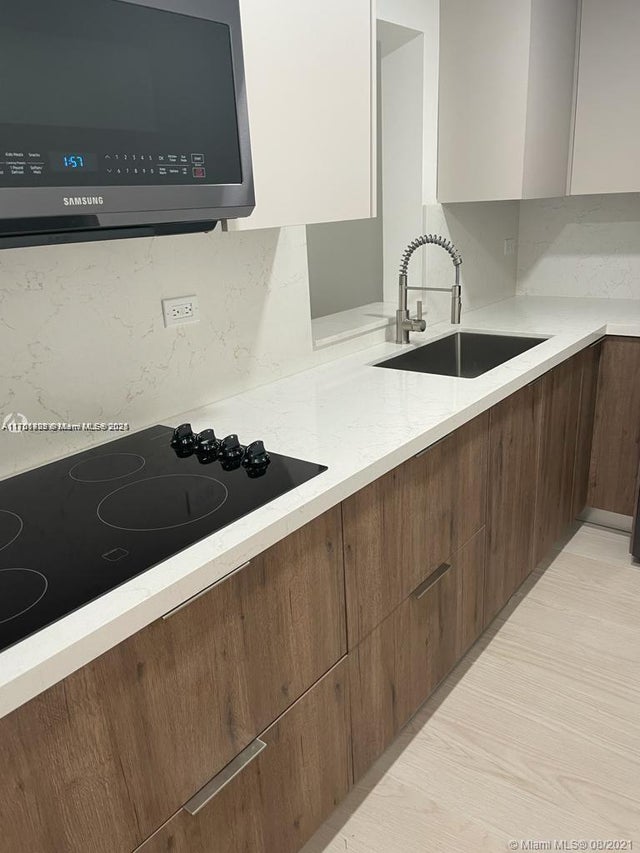 5 of 14 - 1720 Nw N River Dr 503, Miami, FL