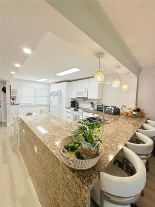 Photo of Listing #A11755988