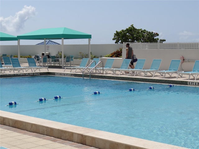 4 of 38 - 3725 S Ocean Dr 607, Hollywood, FL