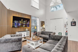 Photo of Listing #A11765579