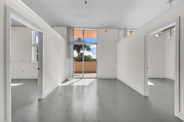 5 of 17 - 2100 Van Buren St 206, Hollywood, FL