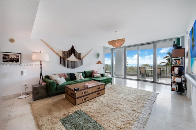 2 of 29 - 2627 S Bayshore Dr 605, Miami, FL