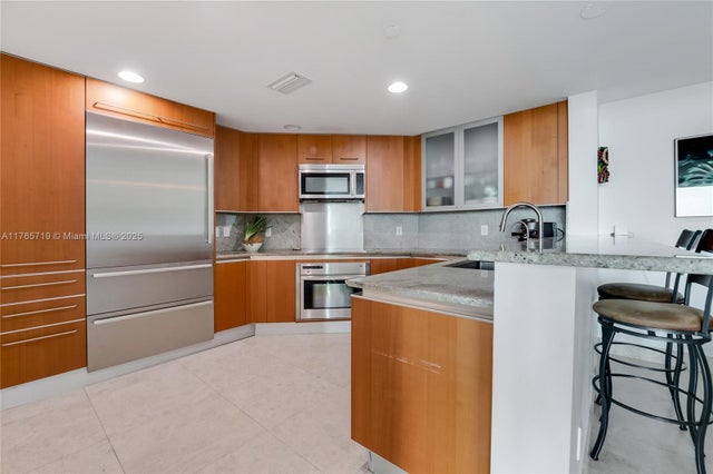 4 of 29 - 2627 S Bayshore Dr 605, Miami, FL