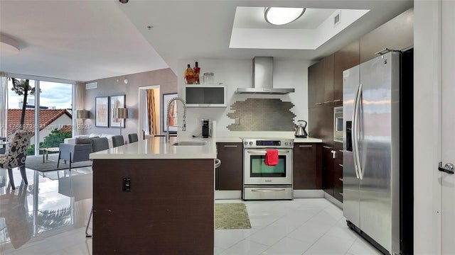 4 of 54 - 200 Sunny Isles Blvd 2-701, Sunny Isles Beach, FL