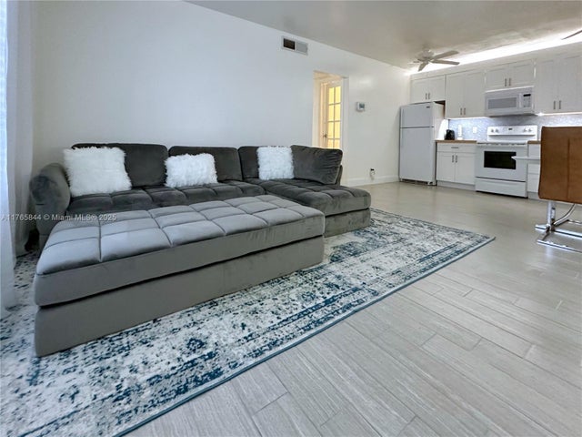 1 of 23 - 2201 Ne 66th St 1301, Fort Lauderdale, FL