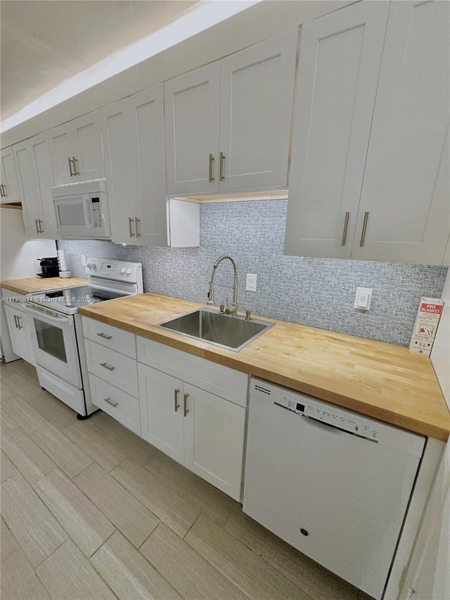 4 of 23 - 2201 Ne 66th St 1301, Fort Lauderdale, FL