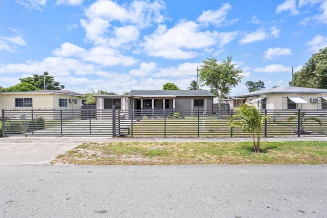 2 of 29 - 85 Ne 171st Ter, North Miami Beach, FL