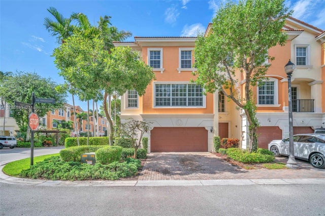 3 of 48 - 616 Ne Venezia Lane 616, Boca Raton, FL